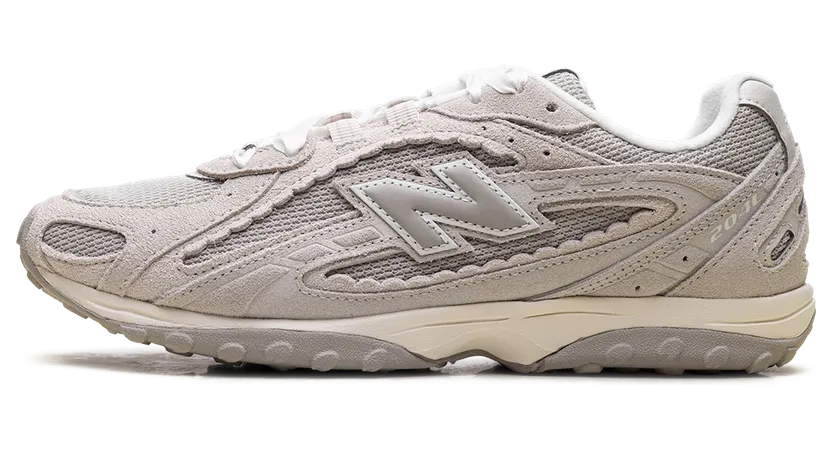 New Balance 204L “Sea Salt”: moeiteloos clean, elke dag