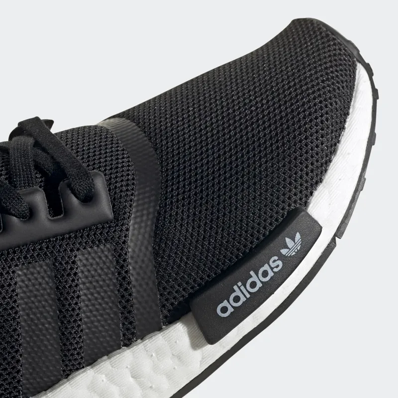 adidas NMD_R1 Core Black / Core Black / Cloud White (FW0431)