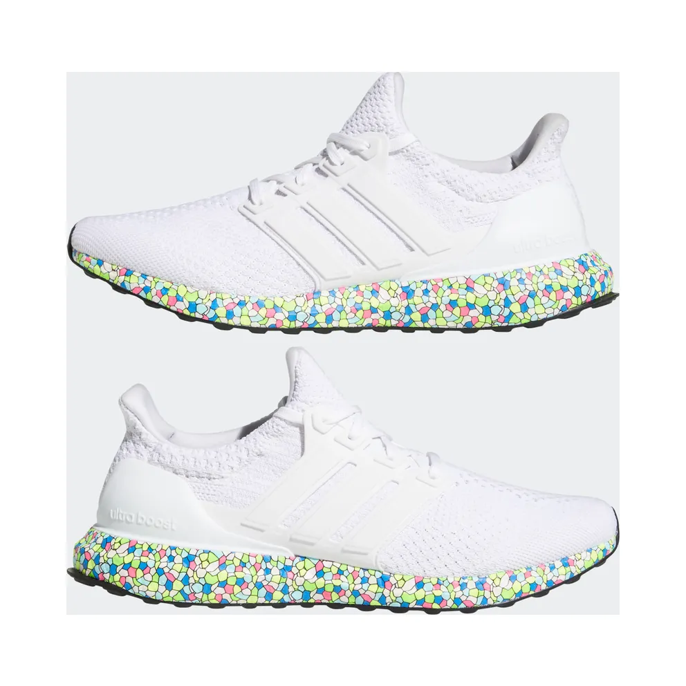 adidas Ultraboost 5.0 DNA Cloud White / Cloud White / Core Black (GY4525)