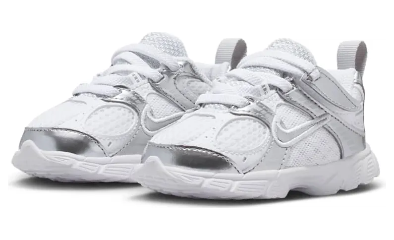 nike-v5-rnr HQ6413-103