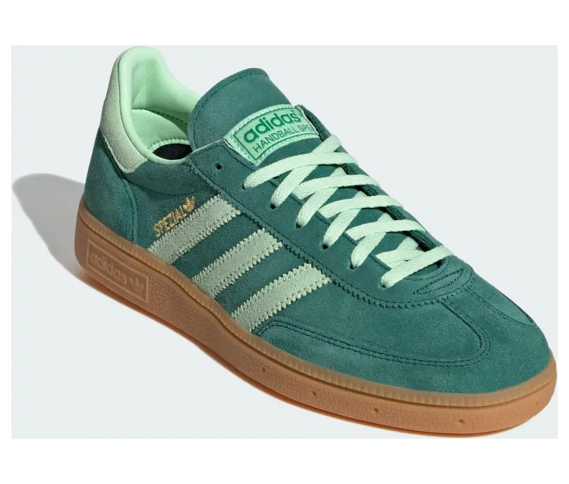 adidas Handball Spezial “Collegiate Green”: Grün auf Grün, trotzdem ruhig (5)