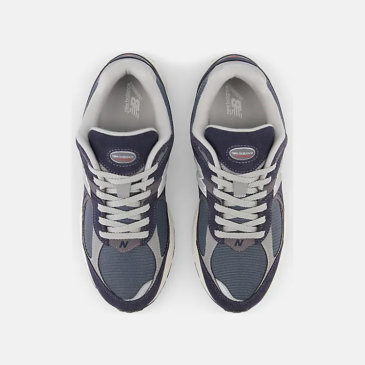 new-balance-2002r M2002RSF