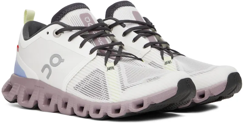 On Multicolor Cloud X 3 Shift (66.98465)