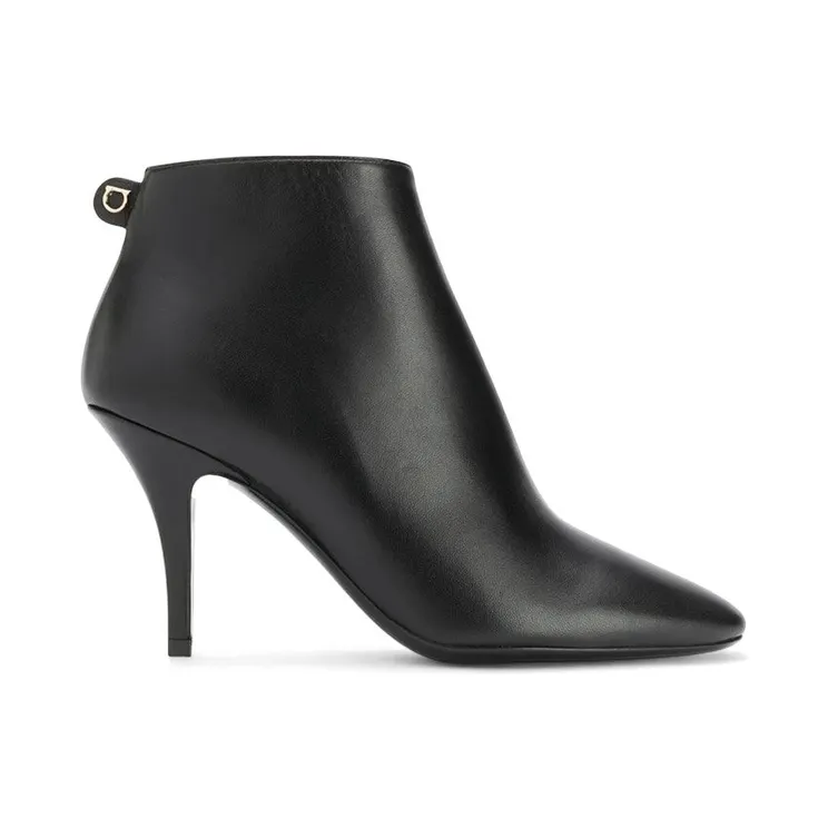 Ferragamo Joan Ankle Booties Black (01Q920726441)