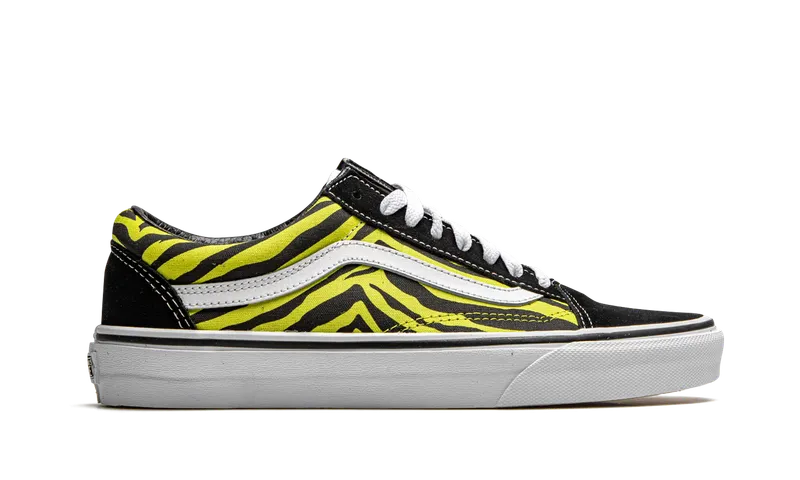 Vans Old Skool “Zebra” (VN0A38G1R1R)
