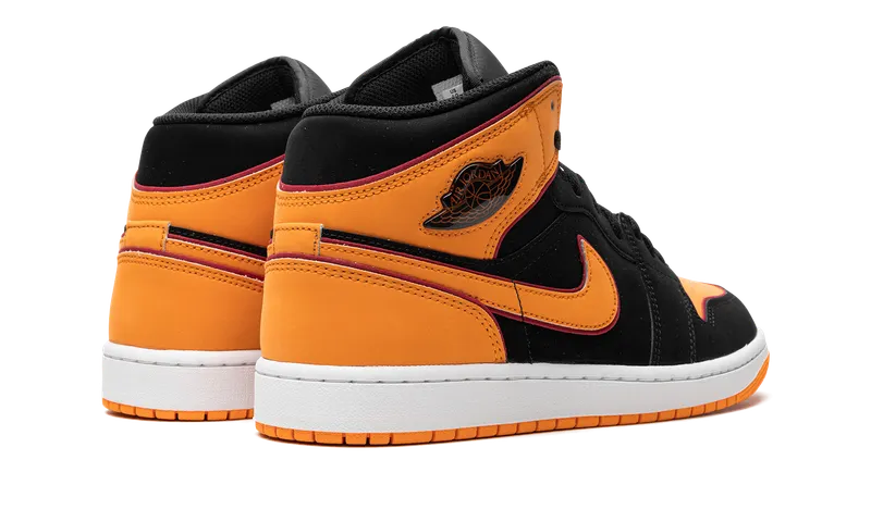 Air Jordan 1 Mid “Vivid Orange” (FJ4923-008)