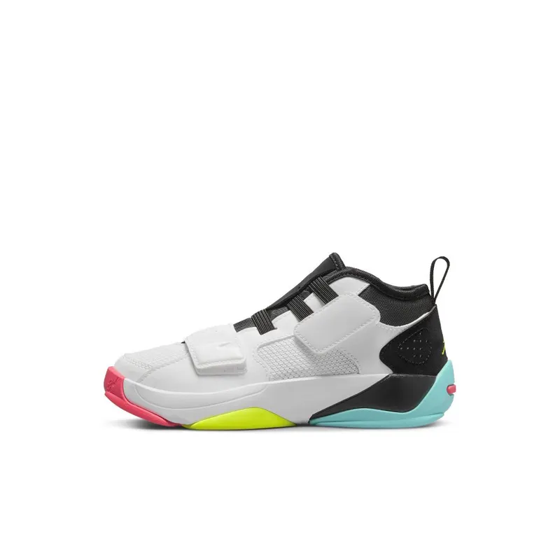 Zion 2 Younger Kids’ White (DO9513-107)