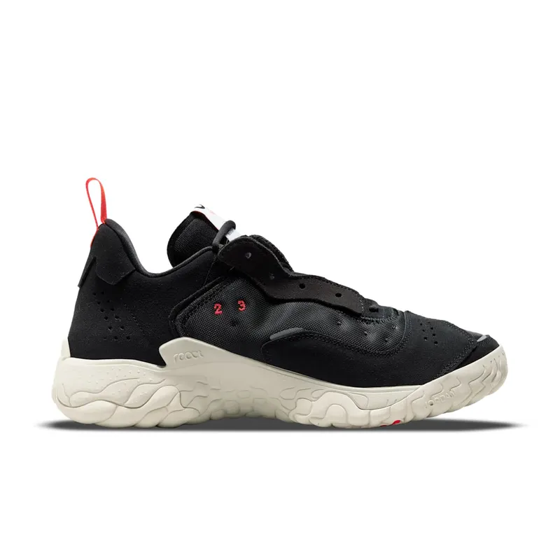 Jordan Delta 2 Black Infrared (CV8121-012)