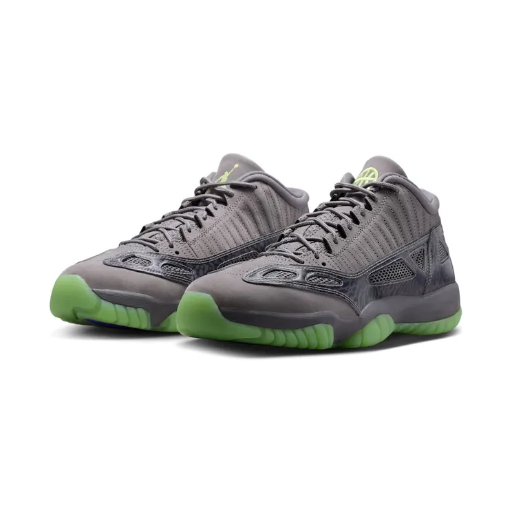 air-jordan-11 IR2368-001