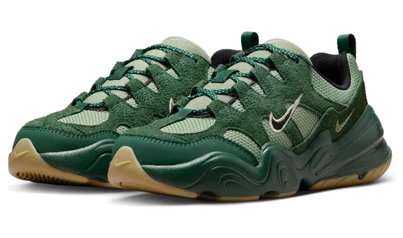nike-sneaker DR9761-300