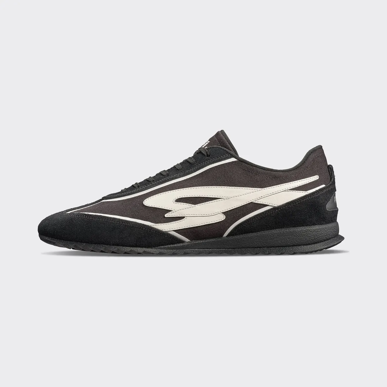 APL Riviera “Black/Ivory” (Dames) (2)