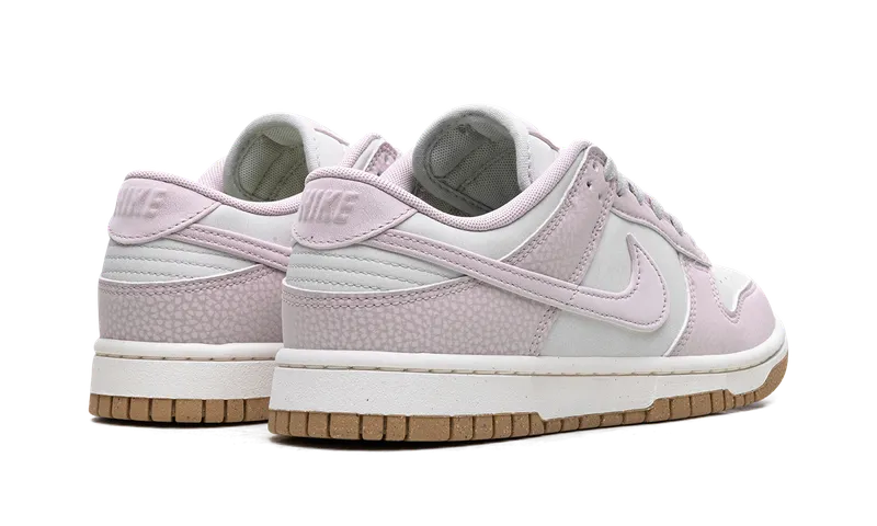 Nike Dunk Low “Platinum Violet” (FN6345-001)
