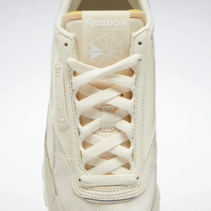 Reebok Classic Leather Legacy Shoes Classic White / Chalk / White