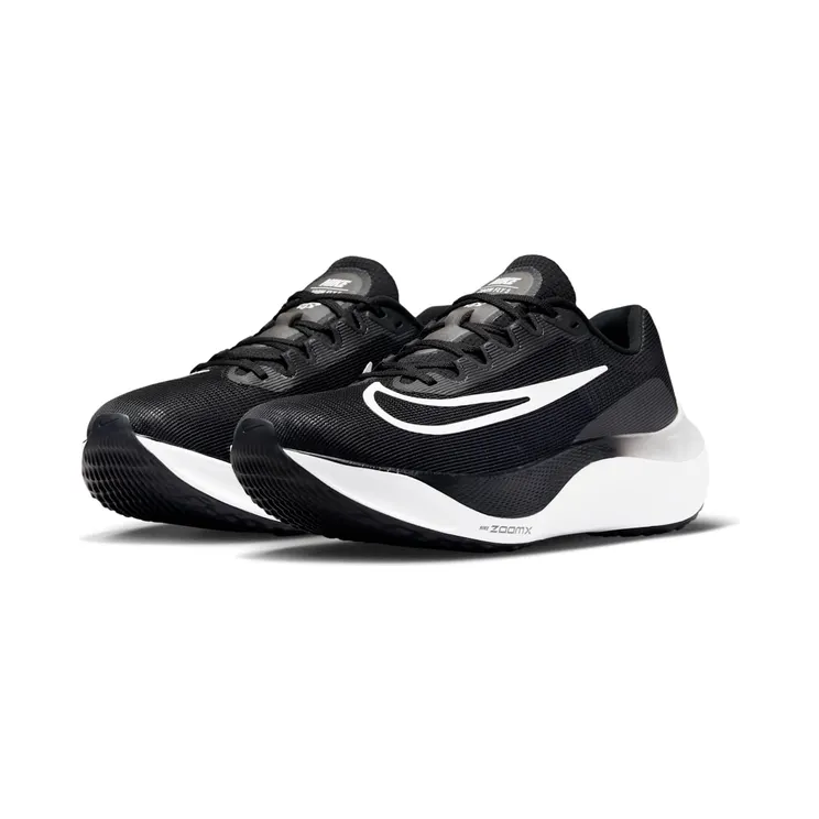 nike-zoom DM8968-001