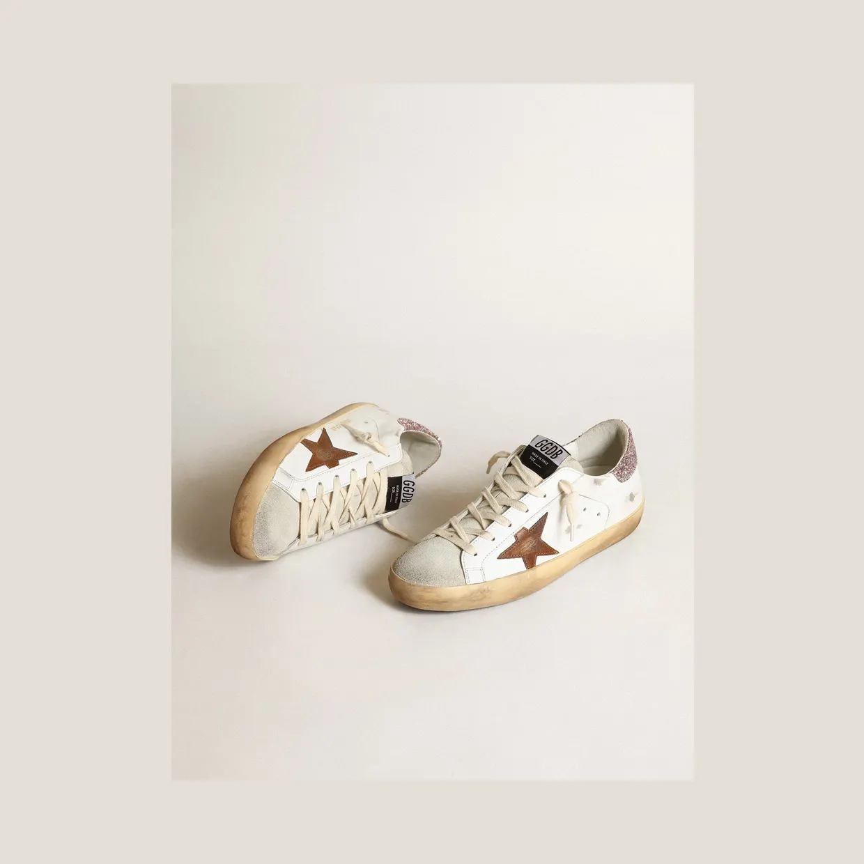 Golden Goose Super-Star With A Tan Star And Pink Glitter Heel Tab (GWF00101.F003396.11237) (2)