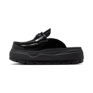 Jordan Mule “Black / Metallic Silver” (HJ4292-001)