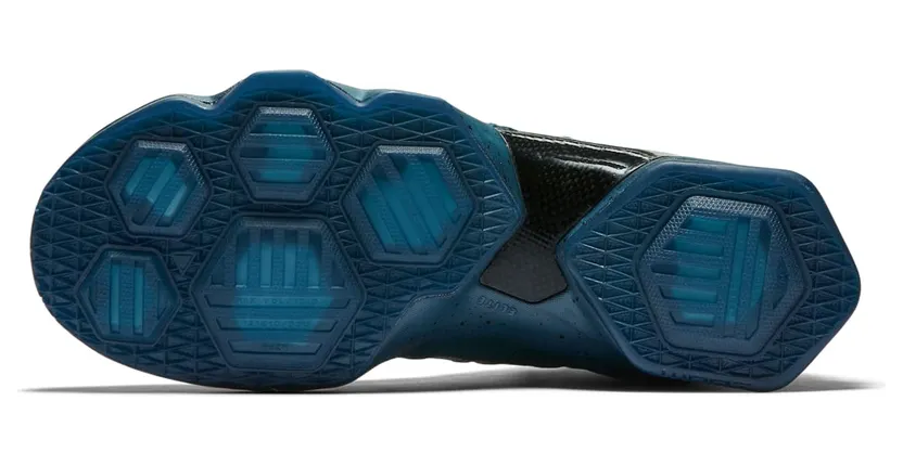 nike-lebron-13 864942-440