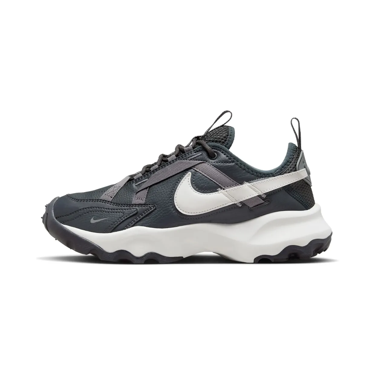nike-tc-7900 DD9682-001