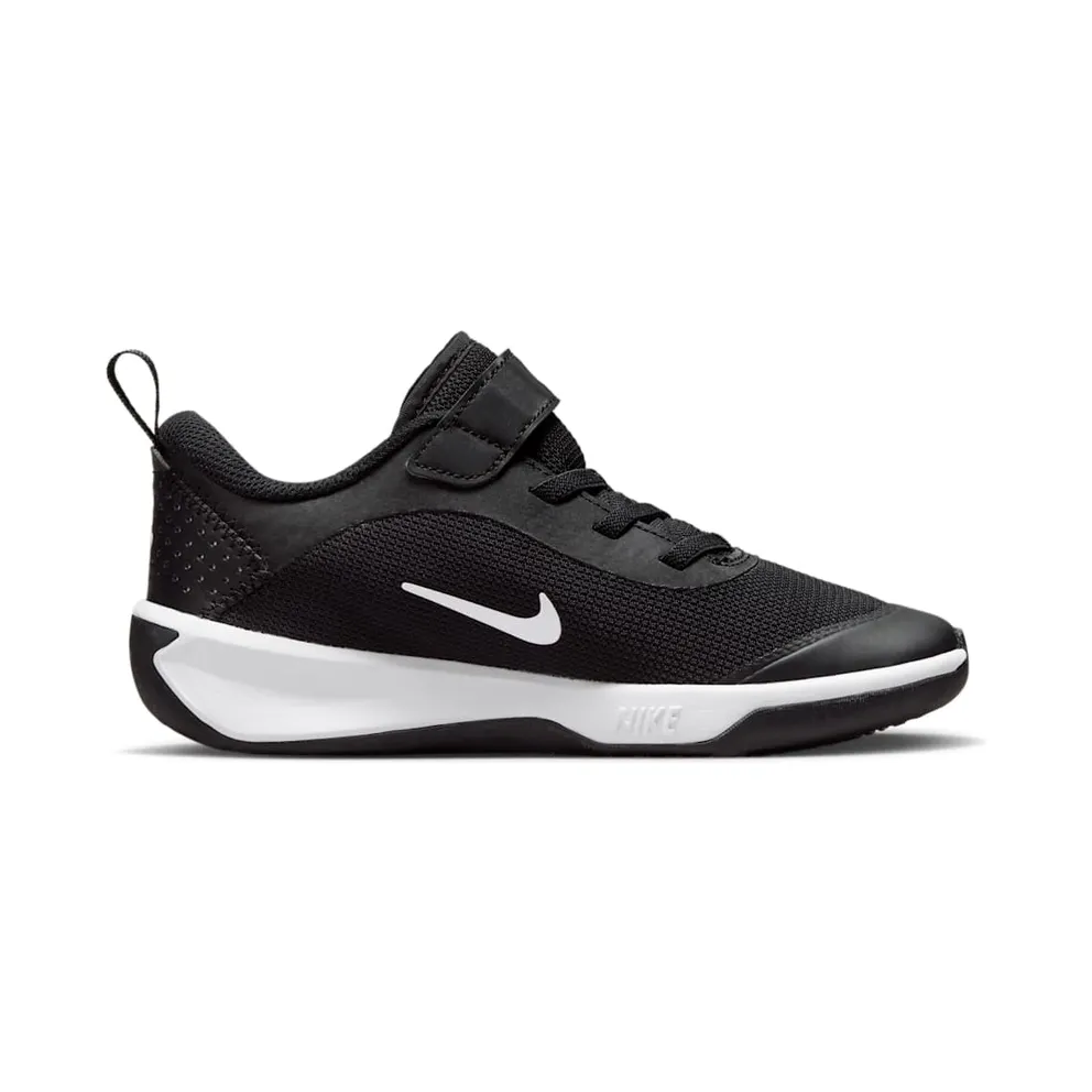 Nike Omni Multi-Court Younger Kids’ Black (DM9026-002)
