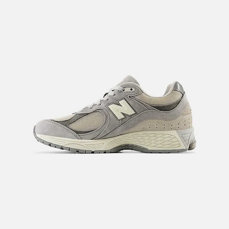 new-balance-2002r M2002RLN