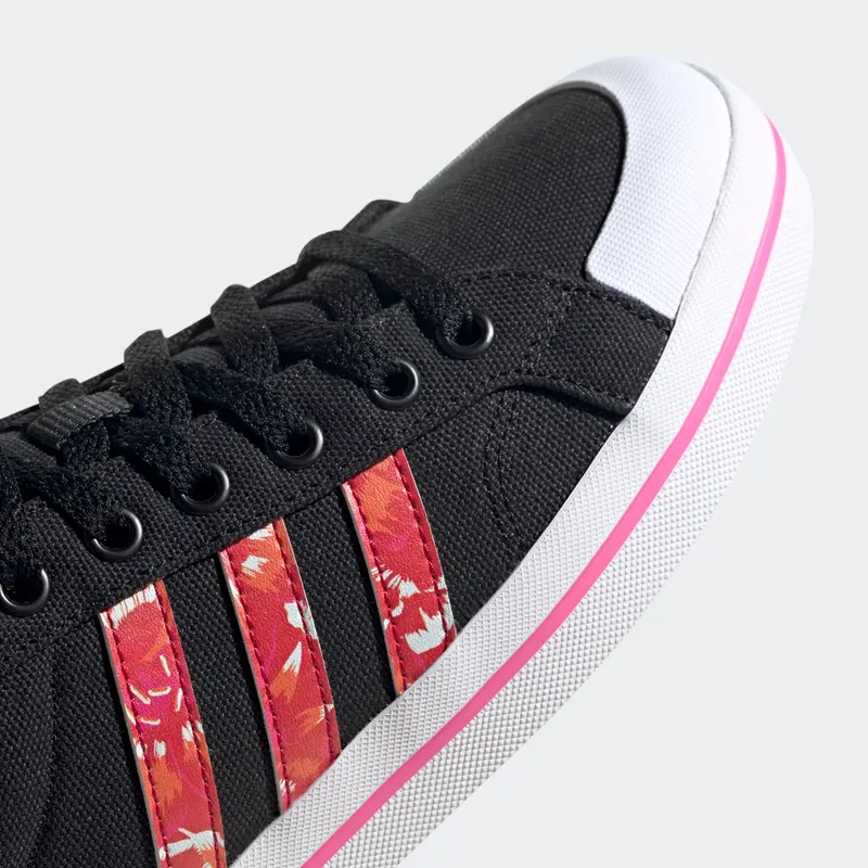 adidas Bravada Core Black / Core Black / Screaming Pink (FZ3248)