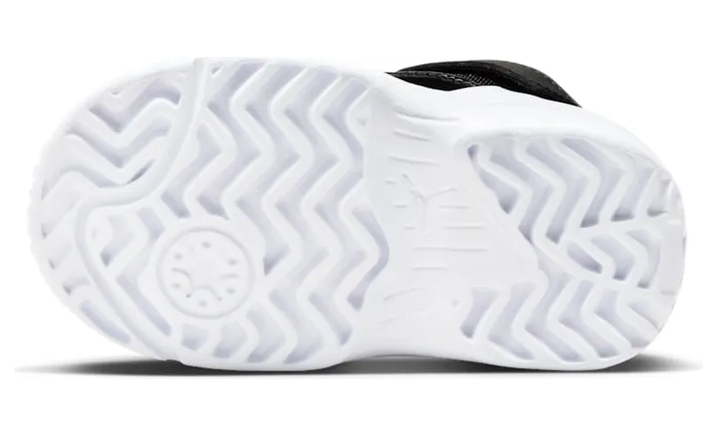 air-jordan-max-aura FQ8296-006