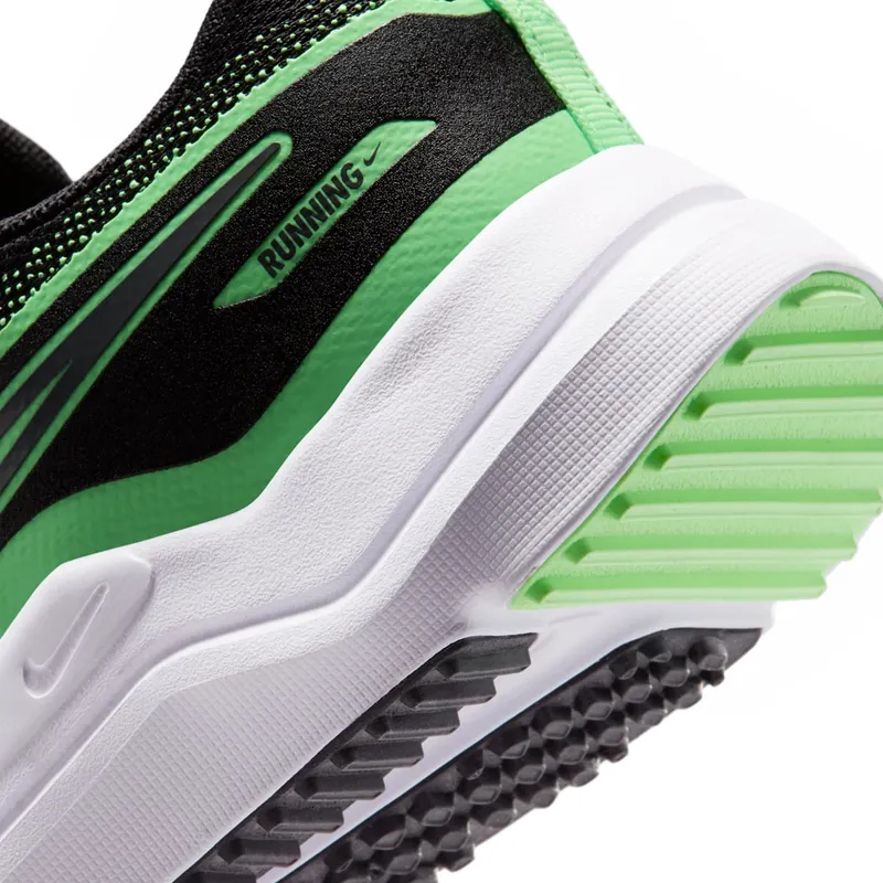 nike-cosmic-runner HM4402-016
