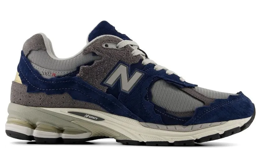 New Balance 2002 / Raincloud