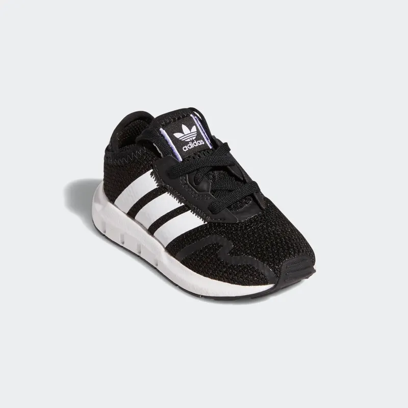 Adidas Swift Run X Core Black / Cloud White / Core Black (FY2184)