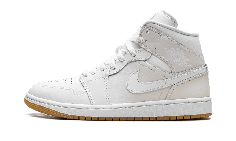 Jordan 1 Mid “Phantom Gum” (BQ6472-021)