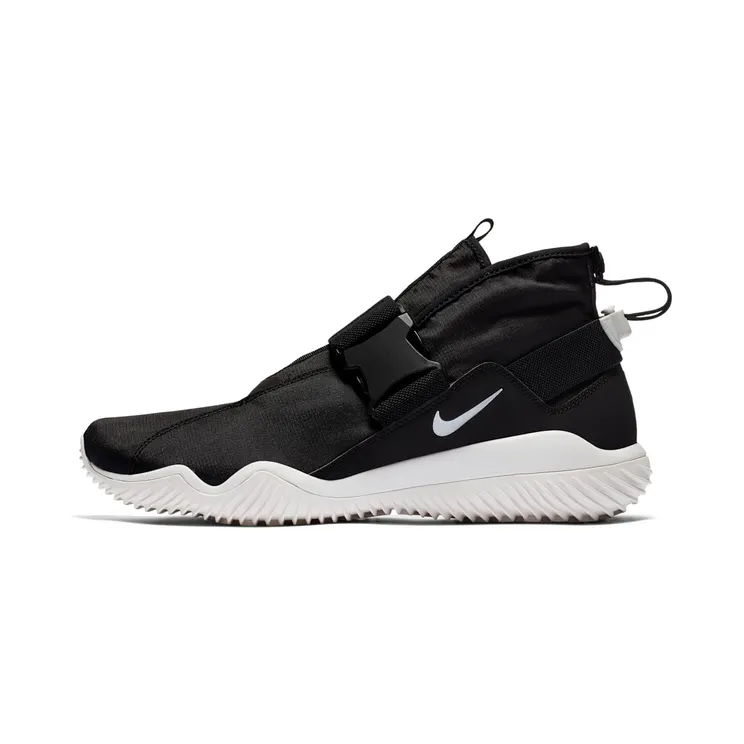 Nike Komyuter Black Summit White