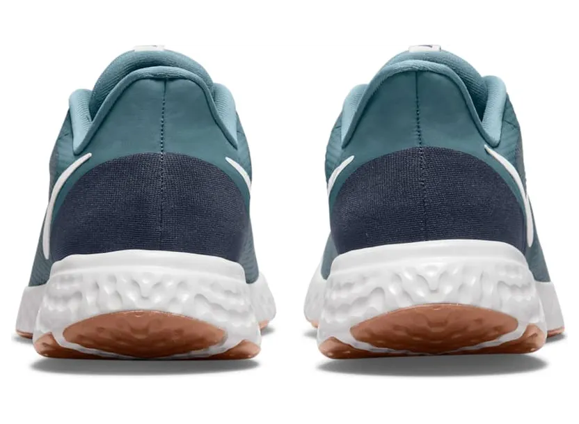 nike-revolution BQ3204-012