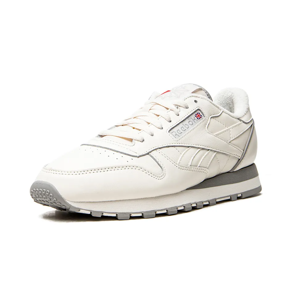 Reebok Classic Leather 1983 Vintage Shoes Chalk / Chalk / Vector Red (GX0281)