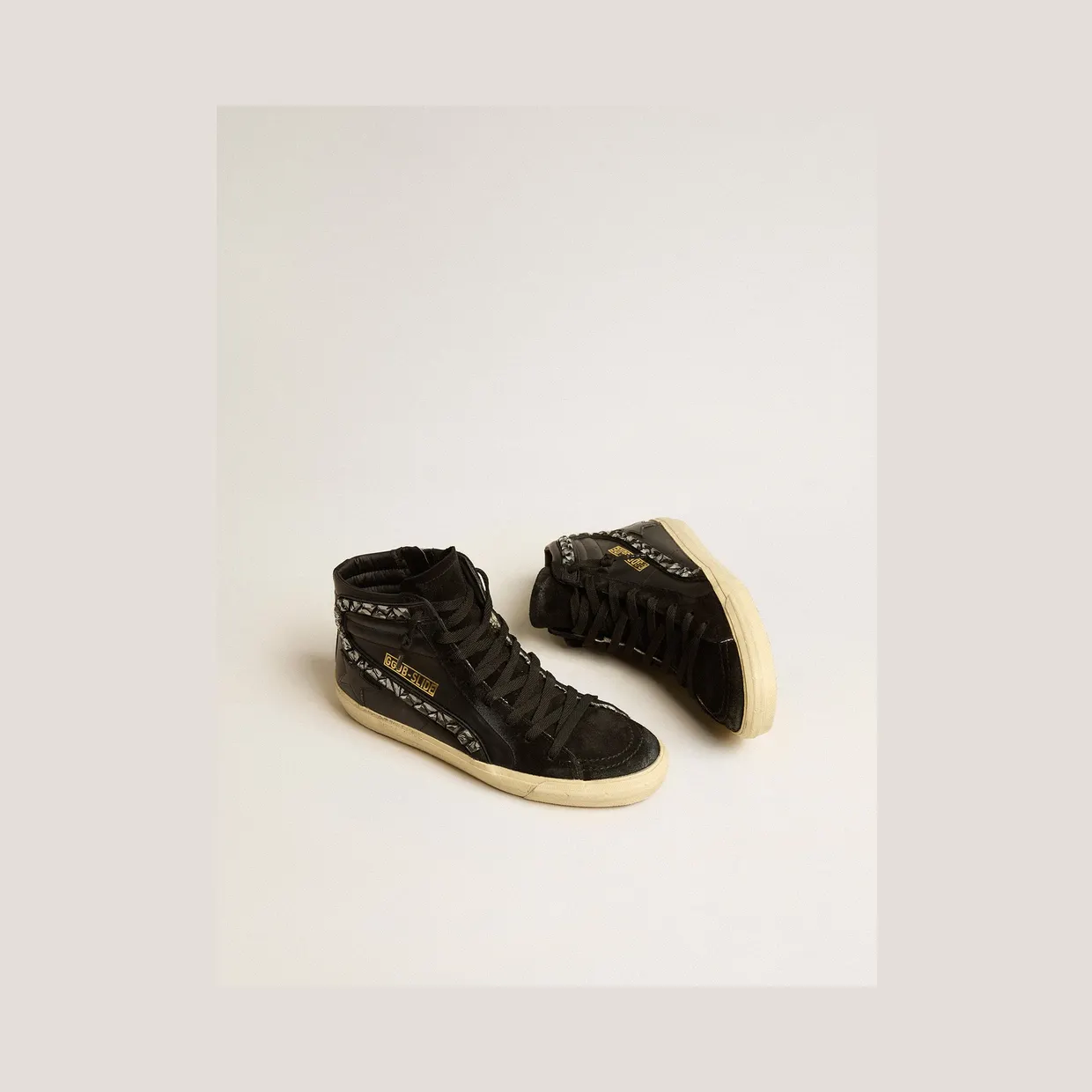 Golden Goose Slide In Leather With Black Star And Swarovski Crystal Flash (GWF00115.F005159.90100) (2)