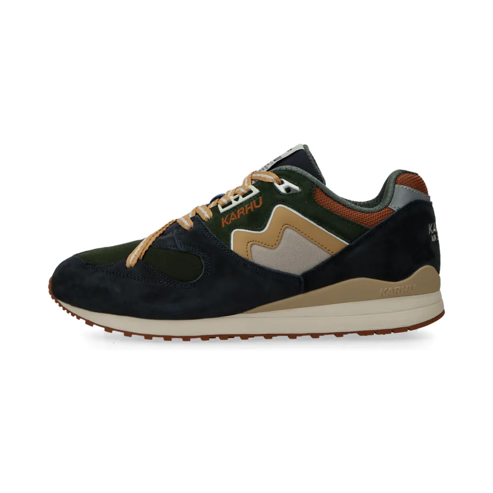 Karhu Synchron Classic India Ink / Kombu Green (F802681)