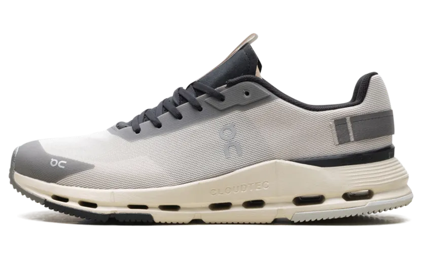On Running Cloudnova Form 2 “Pearl Black” (3ME30152325)