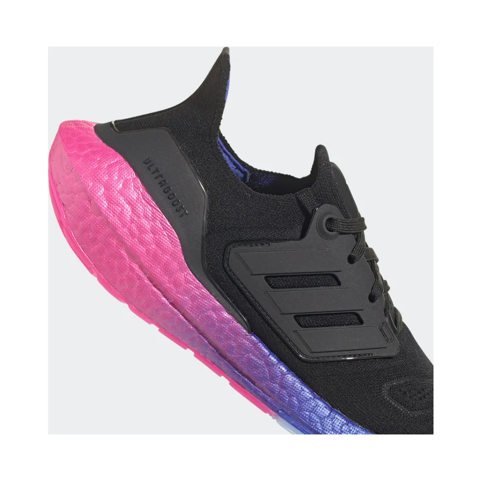 adidas Ultraboost 22 Core Black / Core Black / Lucid Blue (HQ8591)