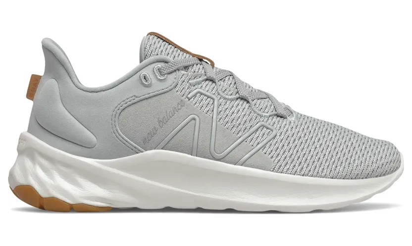 new-balance-sneaker WROAVLG2