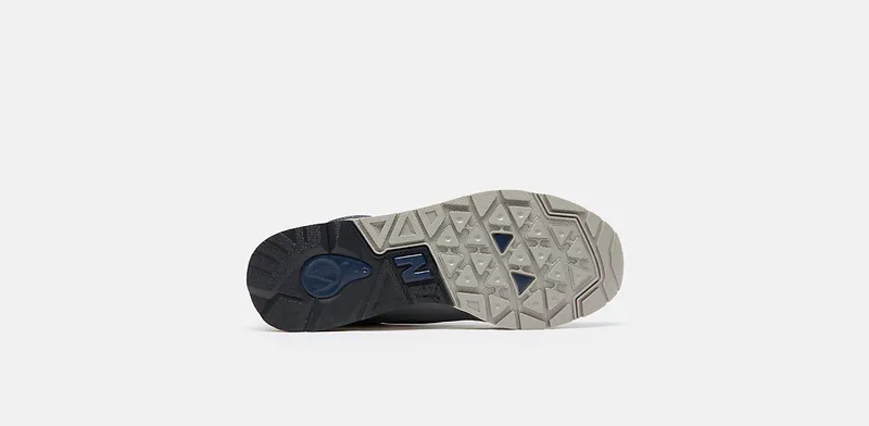 New Balance 1600 Grey White (CM1600G)
