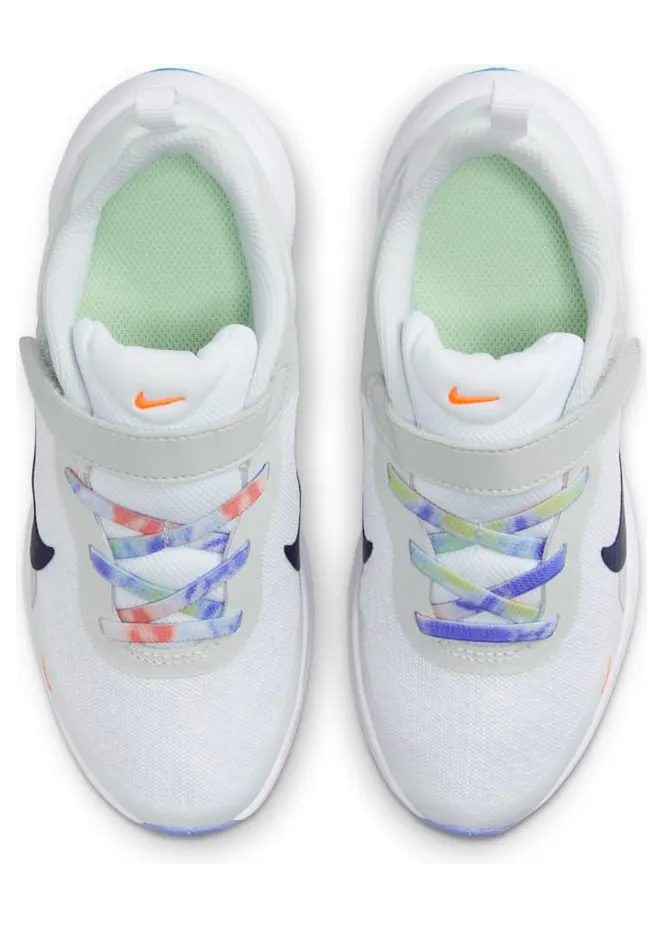 nike-revolution FN4989-100