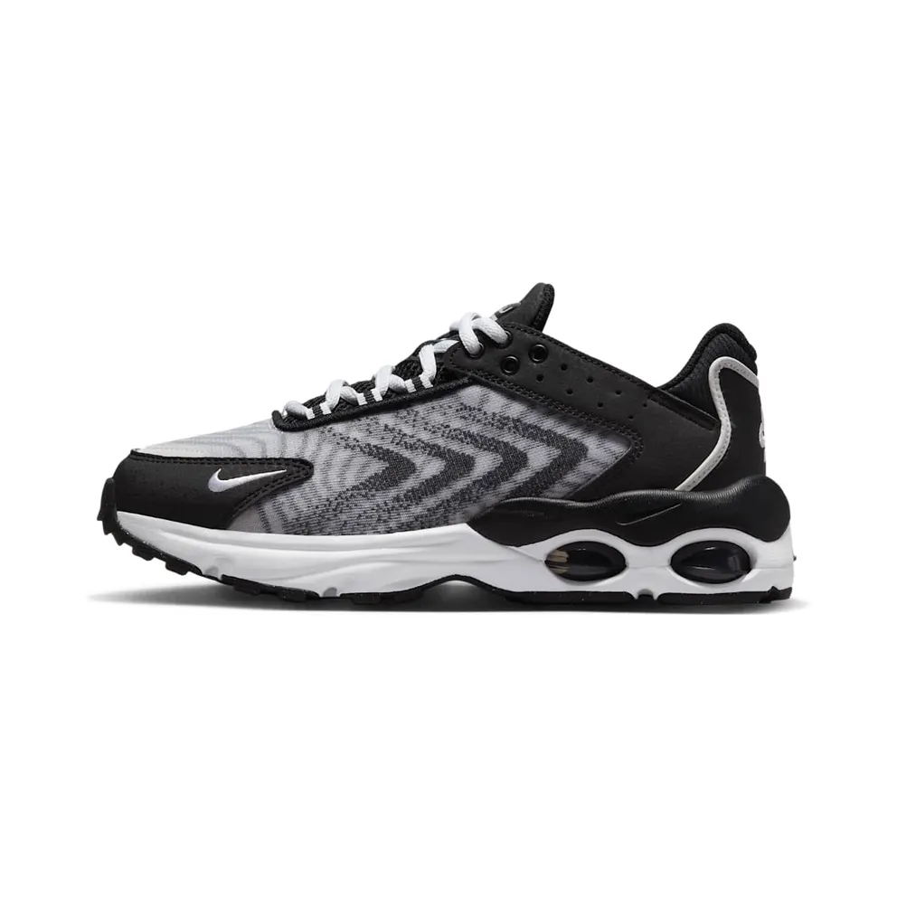 Nike Air Max TW Older Kids’ Black (DQ0296-001)