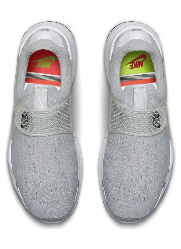 nike-sock-dart 686058-011