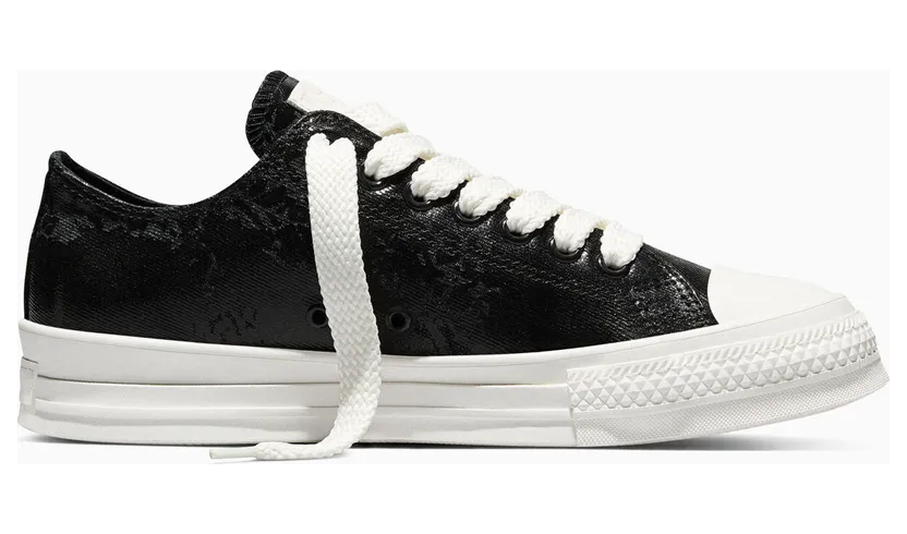 converse-chuck-taylor-all-star A24067C