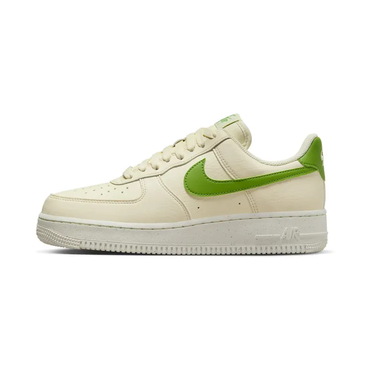Nike AIR FORCE 1 ’07 LO “Coconut Milk / Sail / Volt / Chlorophyll” (DV3808-102)