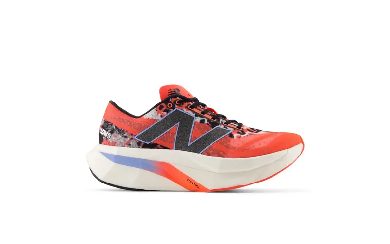 NEW BALANCE TCS London Marathon FuelCell SuperComp Elite v4 “Urgent Red / White / Black” (WRCELLM4)