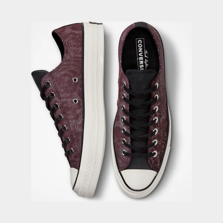 converse-chuck-taylor-all-star A01085C