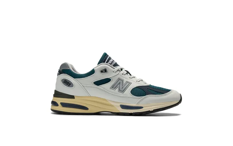 New Balance 991v2 “Made in UK – Total Eclipse” (U991TO2)