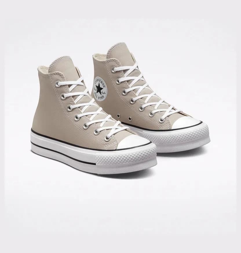 converse-chuck-taylor-all-star A02432C