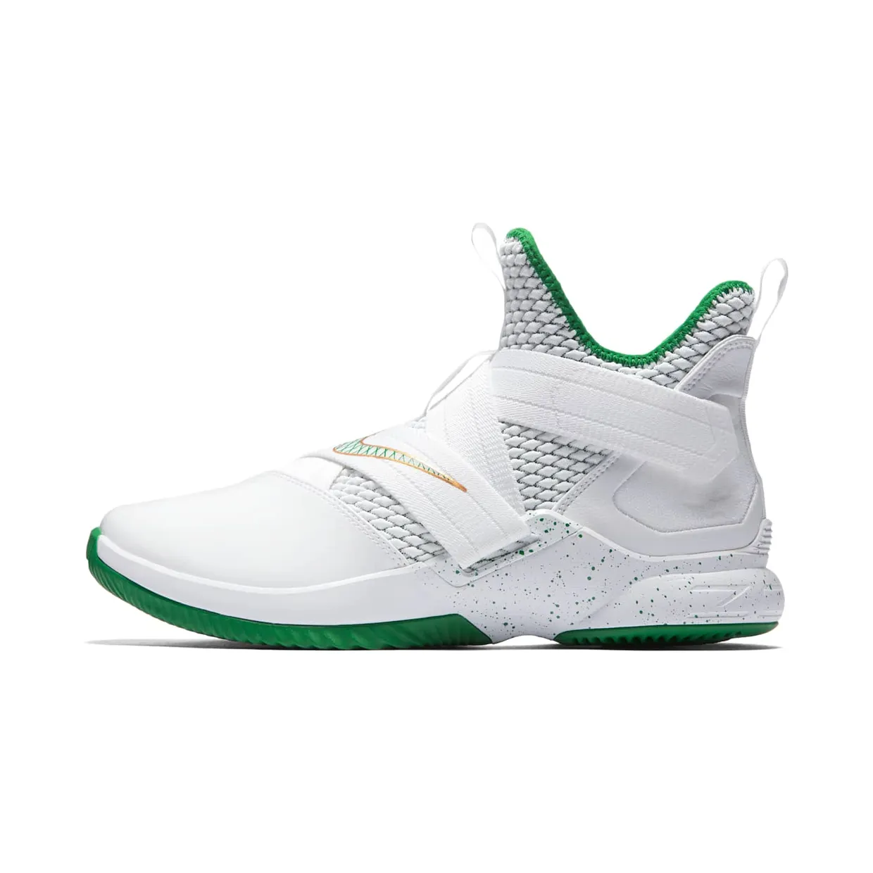 nike-lebron AO2609-100