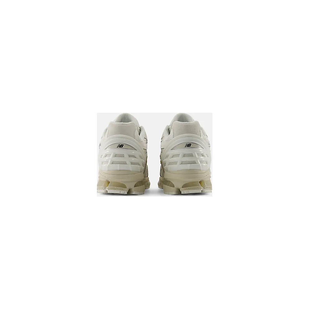 New Balance 1954R – “Sea Salt / Linen” (U19541R3)